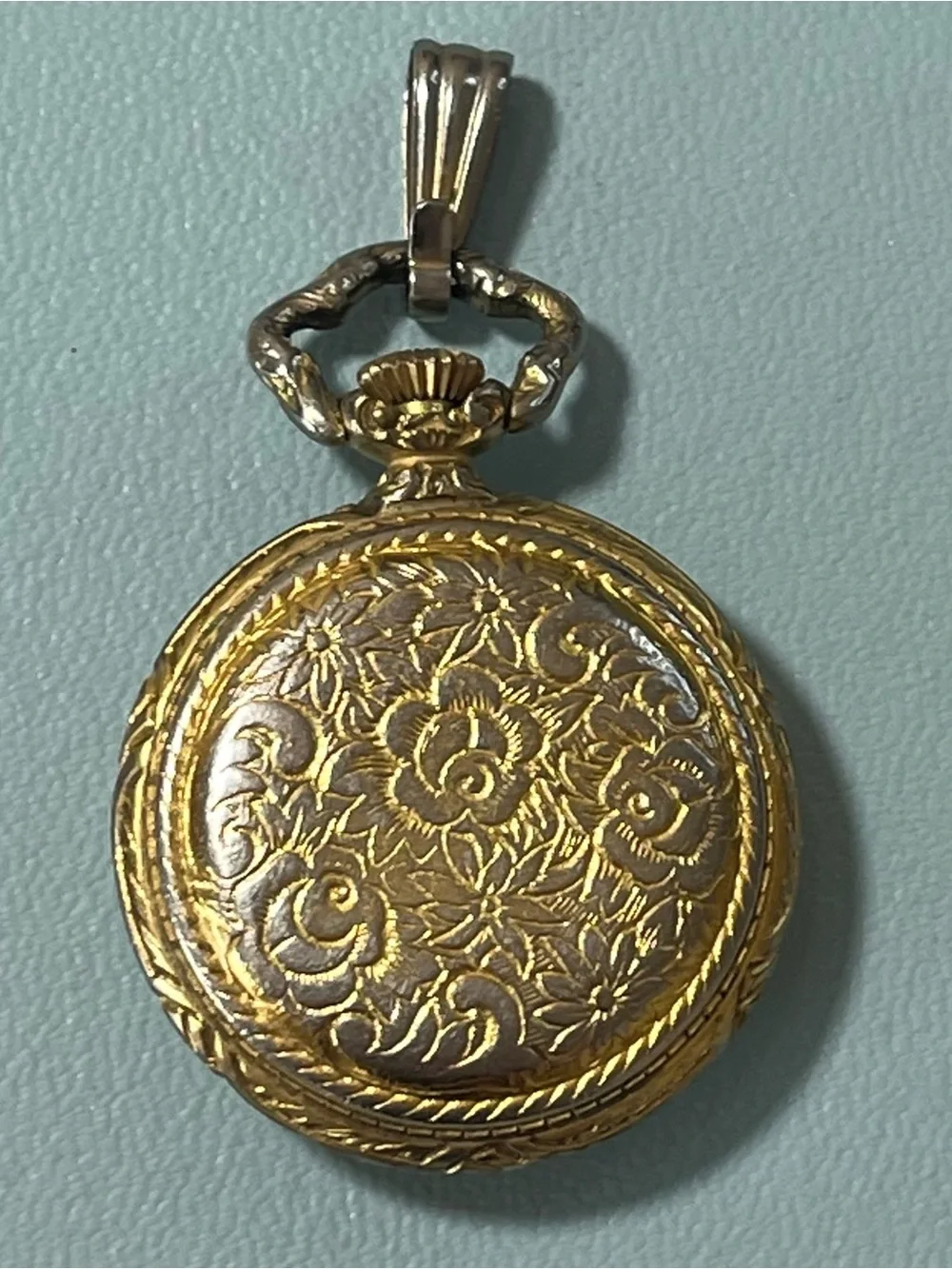 Vintage Sheffield Swiss Made Gold Tone Silver Pocket Watch - Manual Wind